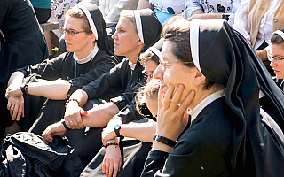 W Olsztynie spotkali się zakonnicy i zakonnice z całego województwa. Dziś Światowy Dzień Życia Konsekrowanego